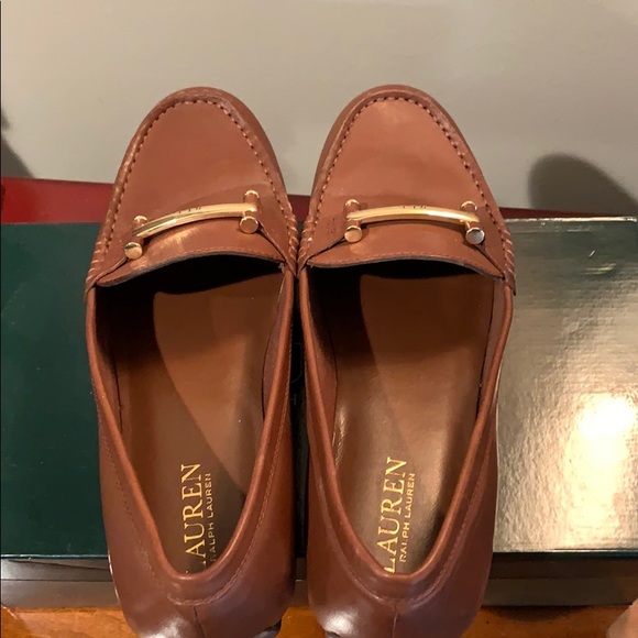 Ralph Lauren Women’s Mid Brown Loafer 9B - Picture 8 of 8